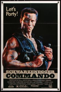 6j218 COMMANDO 1sh 1985 cool image of Arnold Schwarzenegger in camo, let's party!