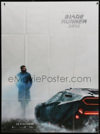 6k562 BLADE RUNNER 2049 teaser French 1p 2017 cool image of Ryan Gosling standing by car!