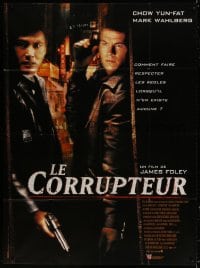 6k595 CORRUPTOR French 1p 1999 great close up of Chow Yun-Fat & Mark Wahlberg with guns!