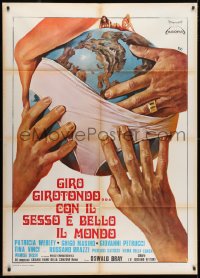 6k344 GIRO GIROTONDO... CON IL SESSO E BELLO IL MONDO Italian 1p 1975 Mos art of panties on Earth!