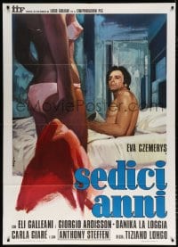6k439 SIXTEEN Italian 1p 1974 art of guy in bed staring at near-naked girl by Serafini!
