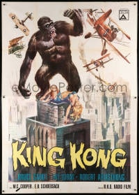 6k204 KING KONG Italian 2p R1966 great art of giant ape & sexy Fay Wray on Empire State Building!