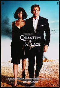 6z832 QUANTUM OF SOLACE int'l advance 1sh 2008 Craig & Kurylenko, burning building & blue sky!