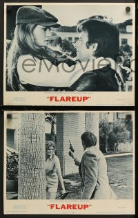 7c439 FLAREUP 5 LCs 1970 most men want sexy Raquel Welch, but one man wants to kill her!