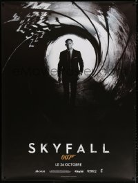 7d355 SKYFALL teaser DS French 1p 2012 Daniel Craig as James Bond standing in gun barrel!