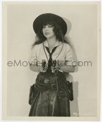 7f138 ANN PENNINGTON 8.25x10 still 1925 portrait in cowgirl costume w/two guns in Lucky Horseshoe!