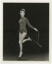 7f143 ANNA MARIA ALBERGHETTI deluxe 8x10 still 1957 full-length jumping rope in skin-tight outfit!