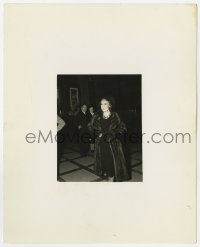 7f154 AWFUL TRUTH candid 8x10 key book still 1937 Fay Wray at the Hollywood preview by Lippman!