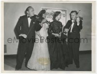 7f528 JACK BENNY/LORETTA YOUNG 7x9.25 news photo 1952 performing w/Bonnie Murray & Yehudi Mehuhin!