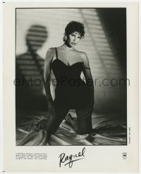 7f767 RAQUEL WELCH 8x10.25 music publicity still 1987 sexy c/u with short hair later in career!