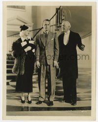 7f775 RECKLESS candid 8x10.25 still 1935 Jean Harlow looks at Franchot Tone standing by butler!