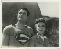 7f880 SUPERMAN & THE MOLE MEN 8x10 still 1951 great portrait of George Reeves in costume & Coates!