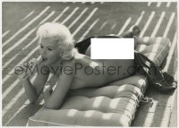 7h222 JAYNE MANSFIELD deluxe English 8.5x12 still 1960s naked enjoying a cool drink by Woodfield!
