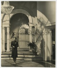 7h384 SUSPICION deluxe 10.25x12.25 still 1941 worried Joan Fontaine in huge foyer by Gaston Longet!