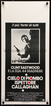 7j765 ENFORCER Italian locandina 1976 image of Clint Eastwood as Dirty Harry holding .44 magnum!
