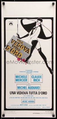 7j777 GOLDEN WIDOW Italian locandina 1969 Une veuve en or, cool full art of sexy Michele Mercier!