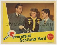 7p781 SECRETS OF SCOTLAND YARD LC 1944 Edgar Barrier shows murder weapon to Bachelor & son!