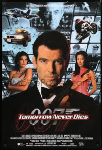 7z950 TOMORROW NEVER DIES int'l DS 1sh 1997 Pierce Brosnan as Bond, Michelle Yeoh, sexy Teri Hatcher!