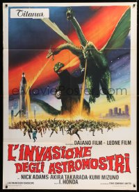 8b165 INVASION OF ASTRO-MONSTER Italian 1p 1970 Toho, cool different art of battling monsters!