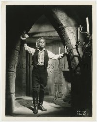 8g149 BLACK ROOM 8x10.25 still 1935 creepy Boris Karloff full-length in cool stone doorway!