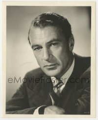 8g336 GARY COOPER deluxe 8x10 still 1940s head & shoulders pensive portrait in suit & tie!