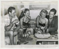 8g512 LADY FROM SHANGHAI candid 8x10 still 1946 Orson Welles & Rita Hayworth on Errol Flynn's yacht!