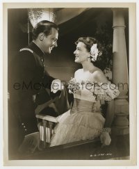 8g574 MAN FROM COLORADO 8.25x10 still 1948 soldier William Holden smiles at beautiful Ellen Drew!