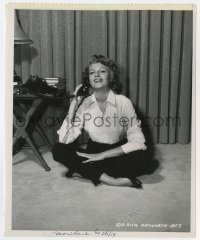 8g623 MISS SADIE THOMPSON candid 8x10 key book still 1953 Rita Hayworth at home by Cronenweth!