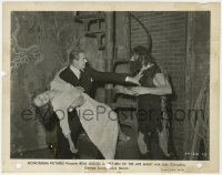 8g756 RETURN OF THE APE MAN 8x10.25 still 1944 Bela Lugosi protects Teala Loring from Frank Moran!