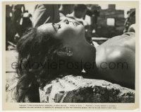 8g872 SUDDENLY, LAST SUMMER 8x10.25 still 1960 close up of sexy Elizabeth Taylor sunbathing!