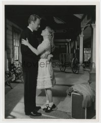 8g920 TOO YOUNG TO KISS deluxe 8x10 still 1951 Van Johnson discovers June Allyson isn't a child!