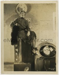 8g945 VIRGINIA BRUCE 8x10.25 still 1930s posed portrait on top of her giant suitcase & luggage!