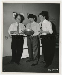 8g960 WHAM-BAM-SLAM 8.25x10 still 1955 Three Stooges Moe, Larry & Shemp surprised at frying pan!