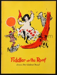 8m105 FIDDLER ON THE ROOF stage play souvenir program book 1965 Broadway musical, Morrow art!