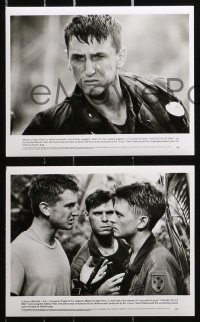 8m407 CASUALTIES OF WAR presskit w/ 13 stills 1989 Michael J. Fox, Sean Penn, Brian De Palma!