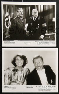 8m574 TO BE OR NOT TO BE presskit w/ 6 stills 1983 wacky images of Mel Brooks, Anne Bancroft!