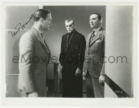 8p854 DAVID MANNERS signed 8x10 REPRO still 1980s with Boris Karloff & Bela Lugosi in The Black Cat!