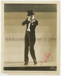 8p464 FRED ASTAIRE signed 8x10.25 still 1935 full-length performing on stage in Top Hat!