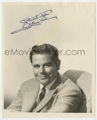 8p478 GLENN FORD signed deluxe 8x10 still 1940s smiling portrait of the leading man in suit & tie!