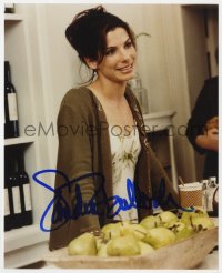 8p822 SANDRA BULLOCK signed color 8x10 REPRO still 2000s great close up smiling in kitchen!