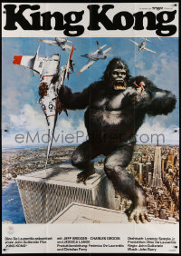 8r208 KING KONG German 2p 1976 different John Berkey art of BIG Ape on the Twin Towers!