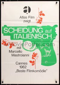 8r342 DIVORCE - ITALIAN STYLE German 1962 Mastroianni, green gun & more by Michel & Kieser!