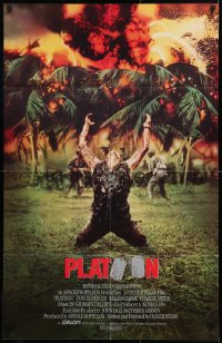 8t700 PLATOON int'l 25x39 1sh 1986 Oliver Stone, Vietnam, the first casualty of war is Innocence!