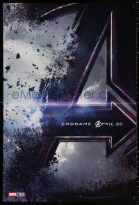 9c498 AVENGERS: ENDGAME teaser DS 1sh 2019 Marvel Comics, Hemsworth and huge cast, shattering logo!