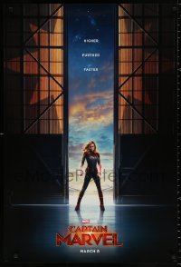 9c533 CAPTAIN MARVEL teaser DS 1sh 2019 Brie Larson in the title role, higher, further, faster!