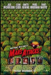 9c737 MARS ATTACKS! int'l advance 1sh 1996 directed by Tim Burton, great image of brainy aliens!