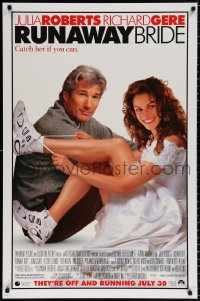 9c839 RUNAWAY BRIDE advance DS 1sh 1999 great image of Richard Gere sitting with sexy Julia Roberts!