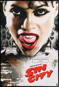 9c871 SIN CITY teaser DS 1sh 2005 graphic novel by Frank Miller, sexy Rosario Dawson as Gail!