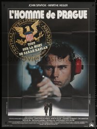 1s564 AMATEUR French 1p 1995 different image of professional assassin John Savage pointing gun!