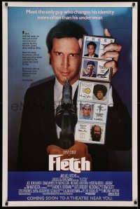 2y0703 FLETCH advance 1sh 1985 Michael Ritchie, wacky detective Chevy Chase has gun pulled on him!